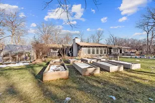 2655 Crestwood Ln, Riverwoods, IL 60015 - Photo 7