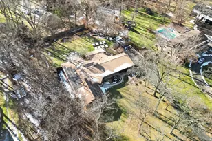 2655 Crestwood Ln, Riverwoods, IL 60015 - Photo 11