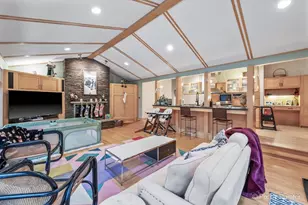 2655 Crestwood Ln, Riverwoods, IL 60015 - Photo 23