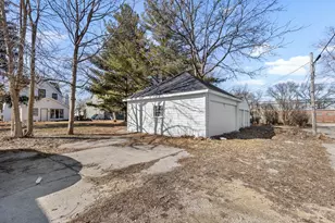 2126 9th St, Rockford, IL 61104 - Photo 21