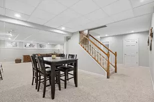 2711 Wendy Dr, Naperville, IL 60565 - Photo 31