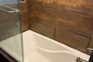 4012 W Ainslie St, Chicago, IL 60630 - Photo 7