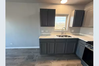 1401 S Kedvale Avenue SW, Chicago, IL 60623 - Photo 5