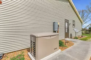 974 N Martha Ct, Milford, IL 60953 - Photo 31