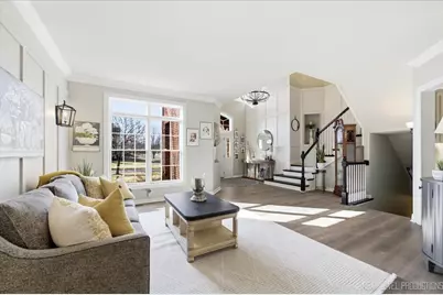 39W722 Benton Lane, Geneva, IL 60134 - Photo 5