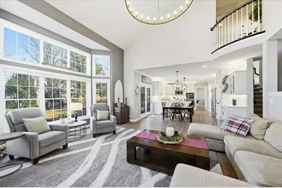 39W722 Benton Lane, Geneva, IL 60134 - Photo 13