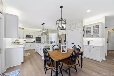 39W722 Benton Lane, Geneva, IL 60134 - Photo 11