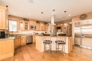 7245 W Lee St, Niles, IL 60714 - Photo 7