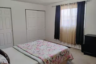 553 W Park Ave, Libertyville, IL 60048 - Photo 9