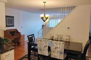 553 W Park Ave, Libertyville, IL 60048 - Photo 5