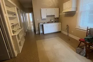 8220 S South Shore Dr, Chicago, IL 60617 - Photo 3