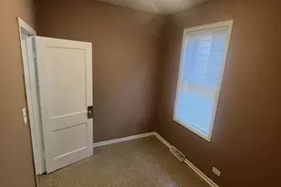 8220 S South Shore Dr, Chicago, IL 60617 - Photo 11