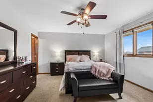 17807 Linden Dr, Tinley Park, IL 60487 - Photo 11