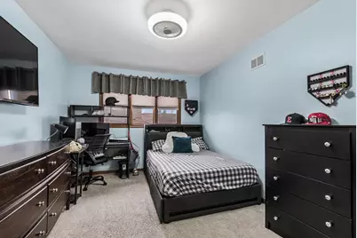 17807 Linden Drive, Tinley Park, IL 60487 - Photo 13