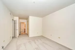 6710 S Keating Ave, Chicago, IL 60629 - Photo 13