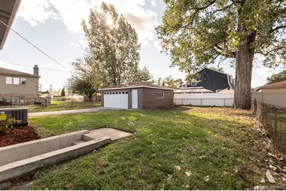 10956 S Nagle Avenue, Worth, IL 60482 - Photo 41