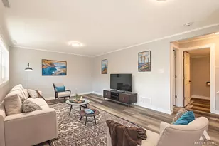 10956 S Nagle Ave, Worth, IL 60482 - Photo 31