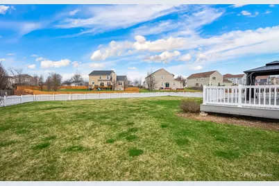 3084 Seekonk Avenue, Elgin, IL 60124 - Photo 35