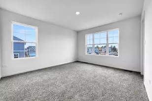 324 Basin Ct, Saint Charles, IL 60174 - Photo 11