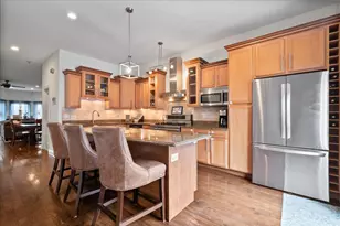 2936 W Belden Ave, Chicago, IL 60647 - Photo 11