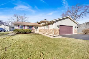 6106 Western Ave, Willowbrook, IL 60527 - Photo 1