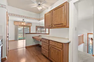 10291 Cambridge Dr, Mokena, IL 60448 - Photo 9