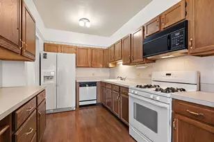 10291 Cambridge Dr, Mokena, IL 60448 - Photo 7