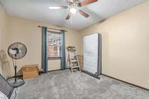 286 Villa St, Elgin, IL 60120 - Photo 11