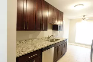 1996 Georgetown Ln, Hoffman Estates, IL 60169 - Photo 11