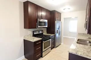 1996 Georgetown Ln, Hoffman Estates, IL 60169 - Photo 15