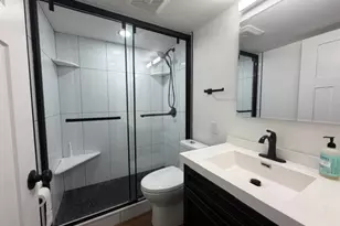 222 Madison St, Joliet, IL 60435 - Photo 23