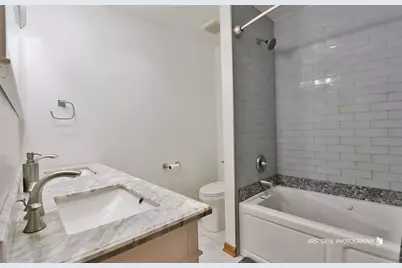 20W371 Diversey Avenue, Addison, IL 60101 - Photo 15