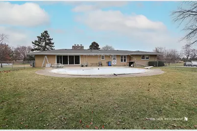 20W371 Diversey Avenue, Addison, IL 60101 - Photo 23