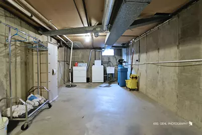 20W371 Diversey Avenue, Addison, IL 60101 - Photo 19