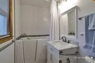 20W371 Diversey Ave, Addison, IL 60101 - Photo 13