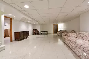 20W371 Diversey Ave, Addison, IL 60101 - Photo 17