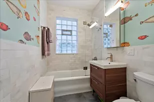 2751 W Giddings St, Chicago, IL 60625 - Photo 11