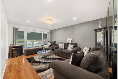 57 W 78th Place, Chicago, IL 60620 - Photo 3