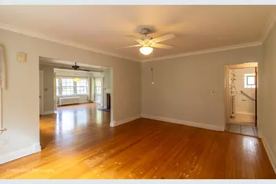 269 Shenstone Road, Riverside, IL 60546 - Photo 5