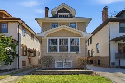 612 N Humphrey Avenue, Oak Park, IL 60302 - Photo 1