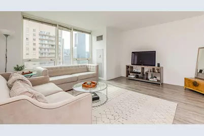 33 W Ontario Street #32C, Chicago, IL 60654 - Photo 9