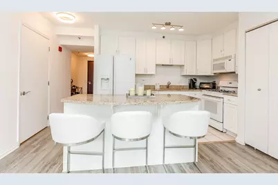 33 W Ontario Street #32C, Chicago, IL 60654 - Photo 17