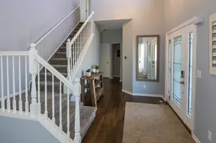 39W553 N Hyde Park, Geneva, IL 60134 - Photo 7