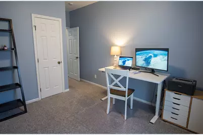 39W553 N Hyde Park, Geneva, IL 60134 - Photo 15