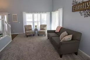 39W553 N Hyde Park, Geneva, IL 60134 - Photo 13