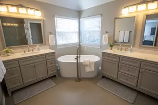 39W553 N Hyde Park, Geneva, IL 60134 - Photo 19