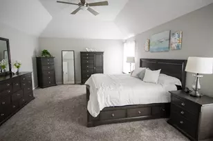 39W553 N Hyde Park, Geneva, IL 60134 - Photo 17