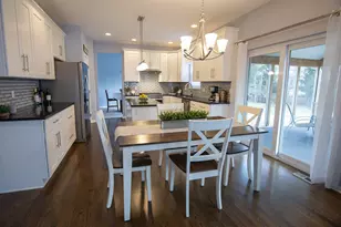 39W553 N Hyde Park, Geneva, IL 60134 - Photo 9