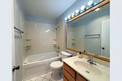 314 Wildberry Court #B2, Schaumburg, IL 60193 - Photo 17