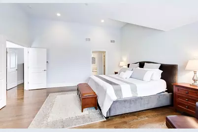2403 Old Glenview Road, Wilmette, IL 60091 - Photo 17